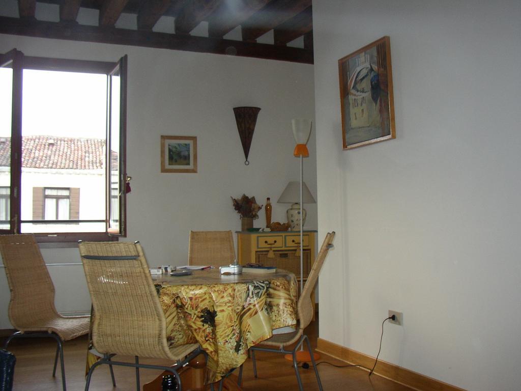 Appartamento Palazzo Celsi Venezia Camera foto