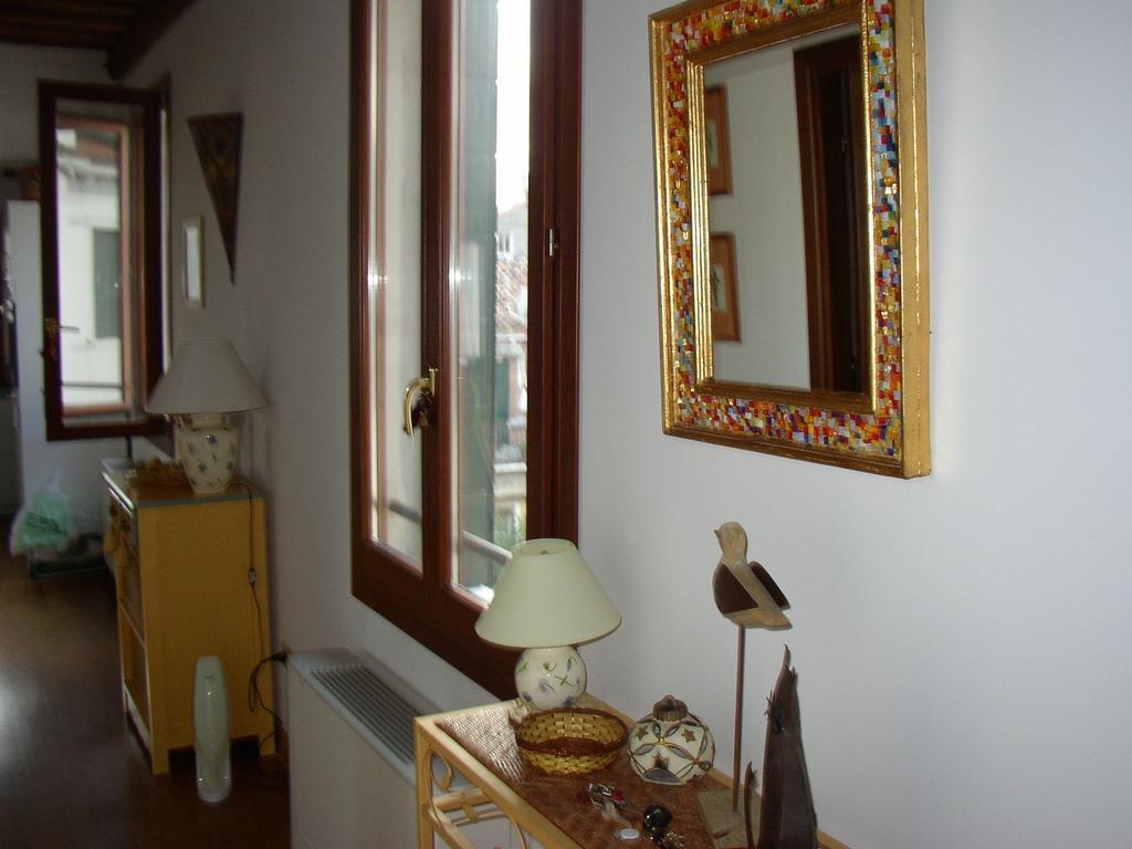 Appartamento Palazzo Celsi Venezia Camera foto